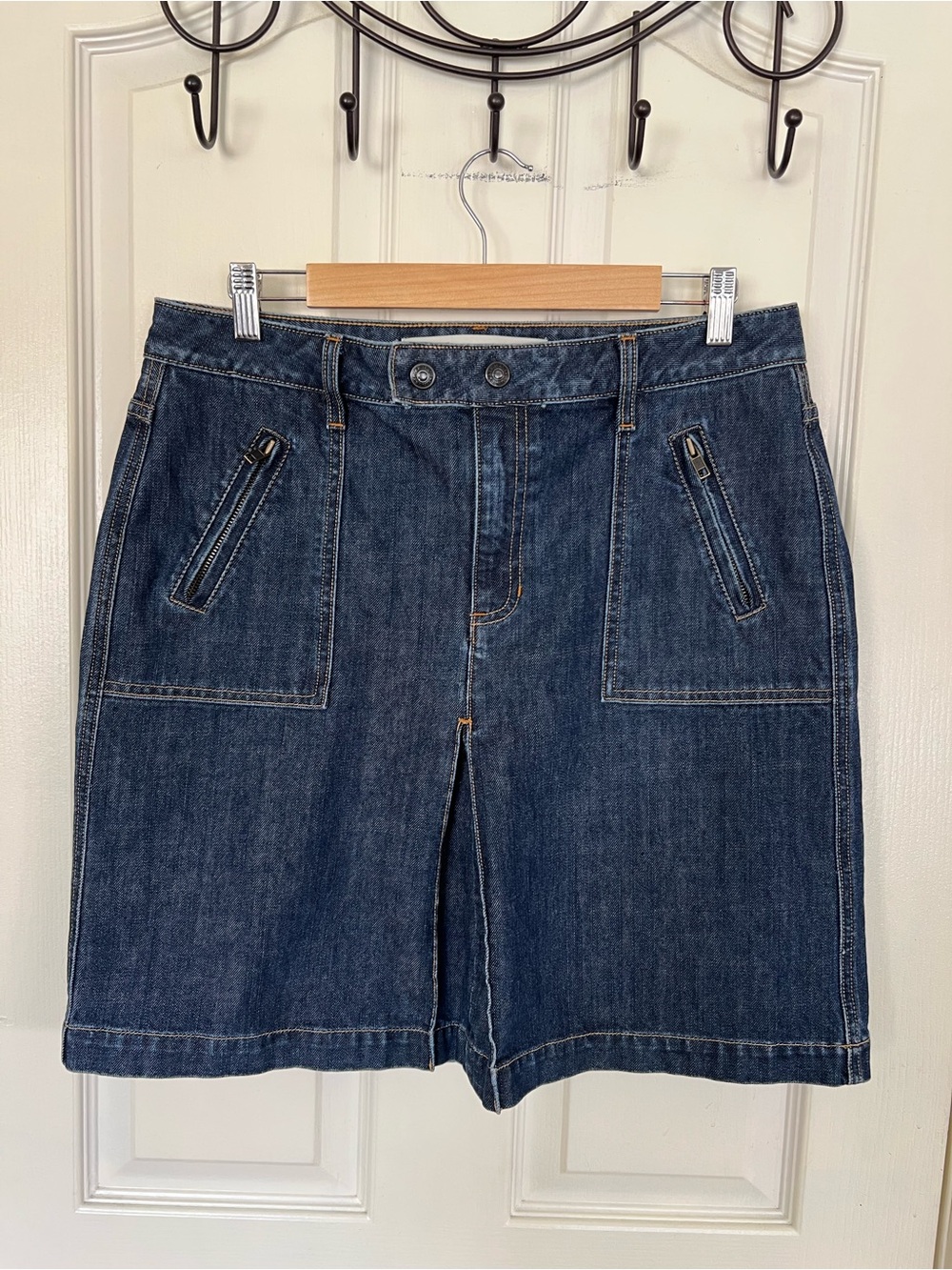 Gap Jeans Size 12 Denim Skirt Dark Wash Zip Pockets Utility Y2K